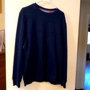 Izod Fleece Sweatshirt.  Size Medium. NWOT